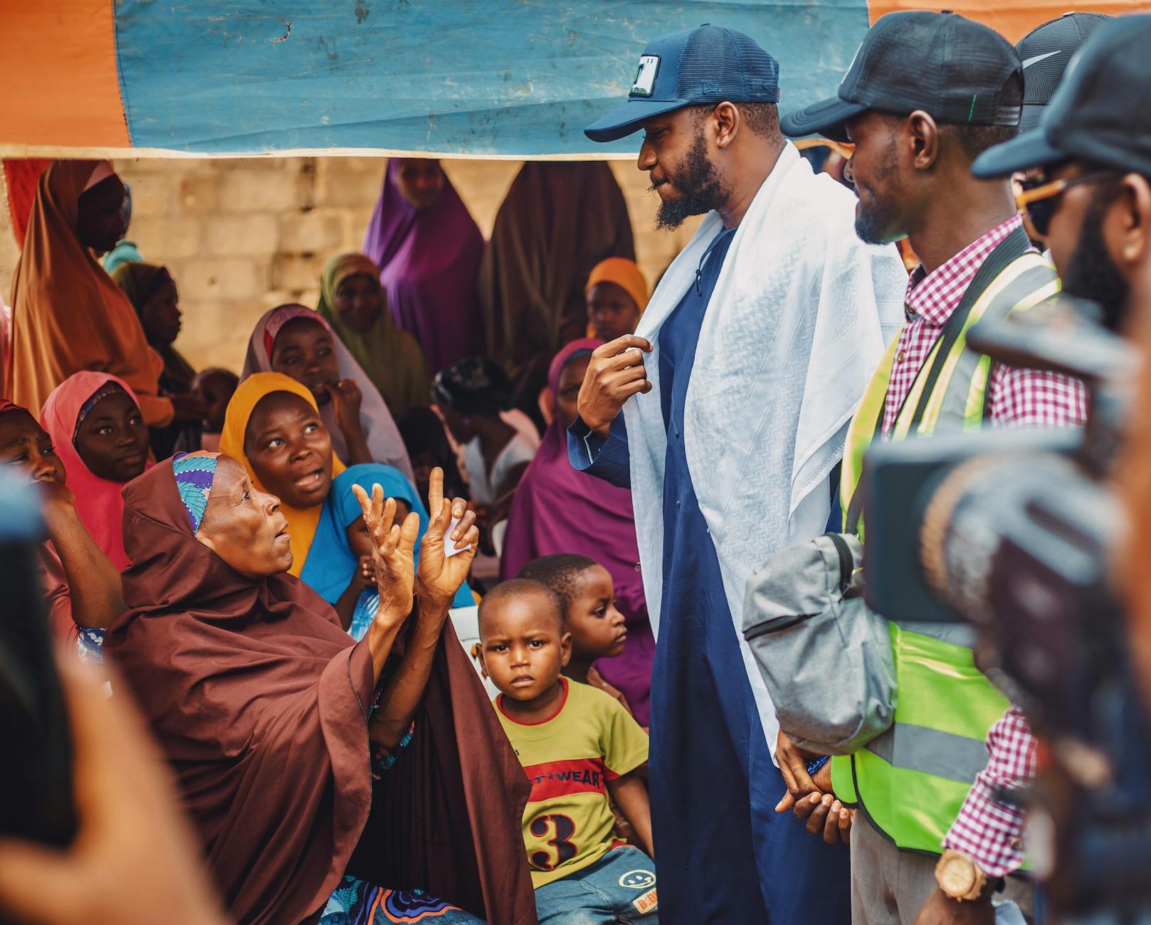 Kolorowe spotkanie społeczności w Kaduna zaangażowanej w lokalne działania